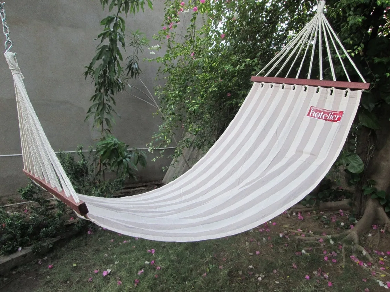 Brazilian Cotton Canvas Hammock With Spreader Bars, Weight Capacity 113kg- 90W X 335L cm