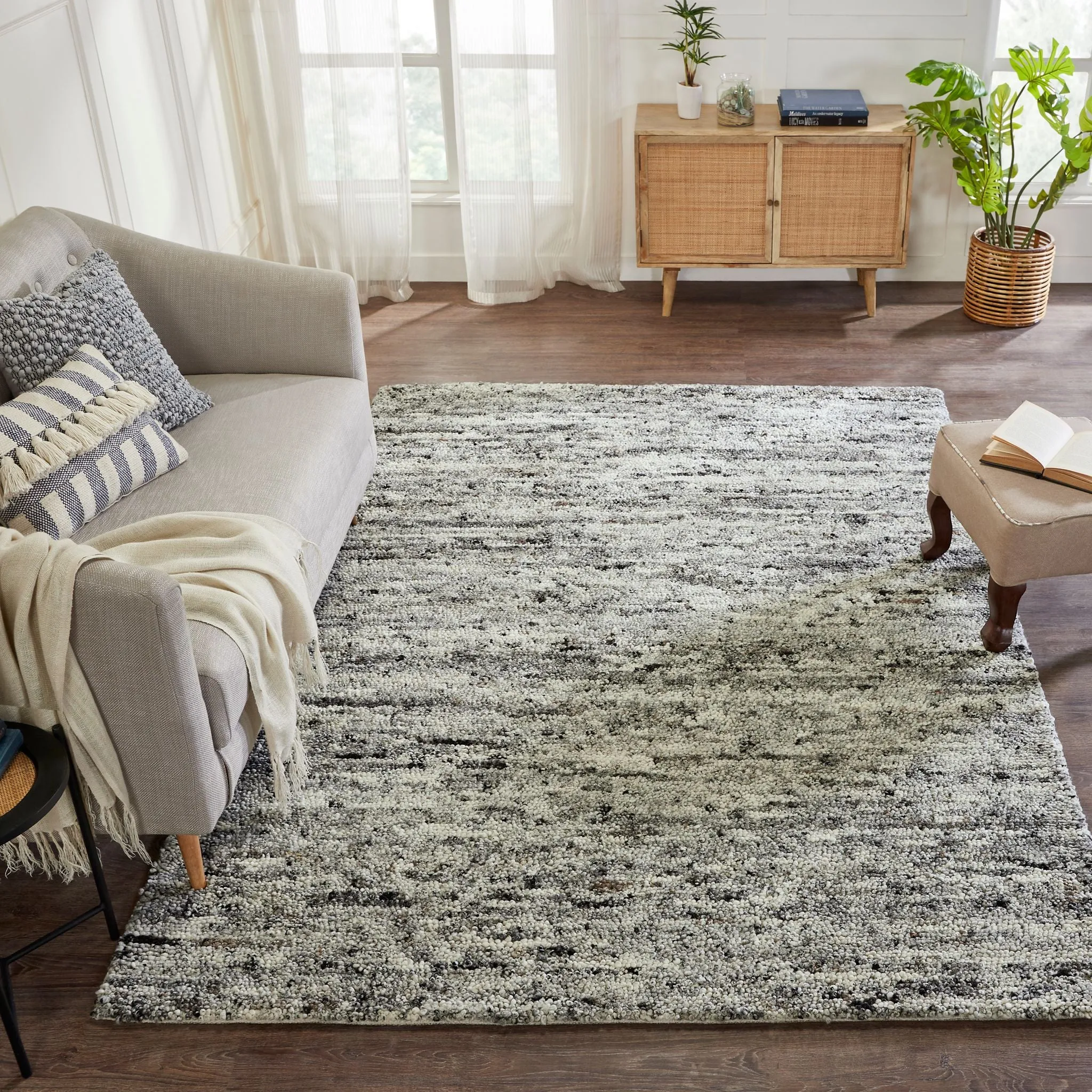 Malmo Hand-Woven Carpet, Ash