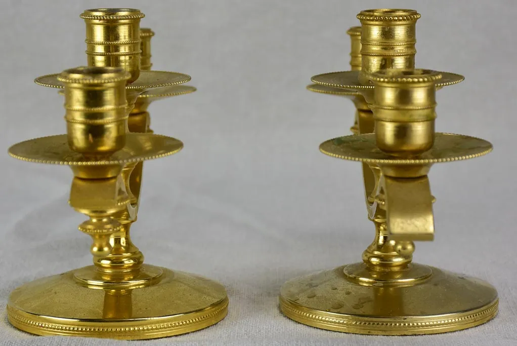 Pair of three-candle candlesticks