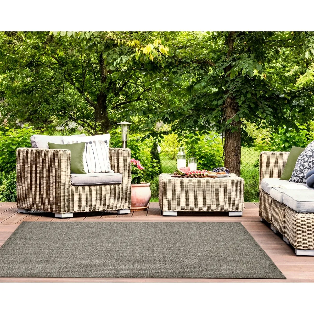 Trans-Ocean AVALON Indoor/Outdoor Power Loomed Polypropylene Durable Area Rug  - Grey